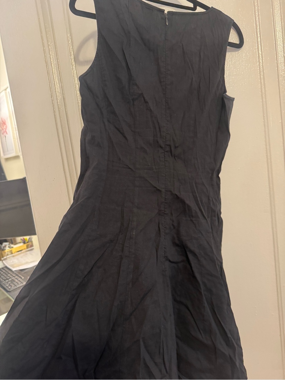 Theory dress Classic Black Sleeveless Fit-and-Flare Dress size 4